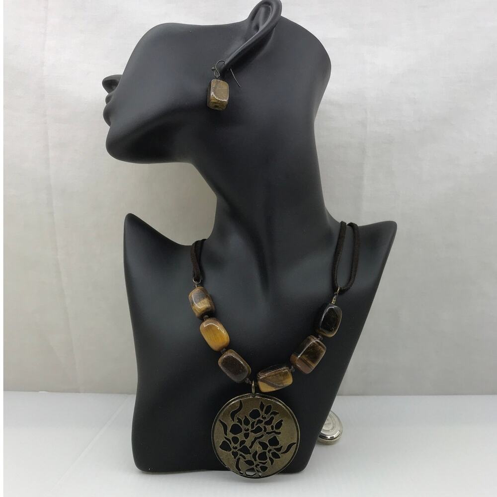 Avon Bronze tone Medallion Genuine Tiger’s Eye Necklace Earring Set Retired